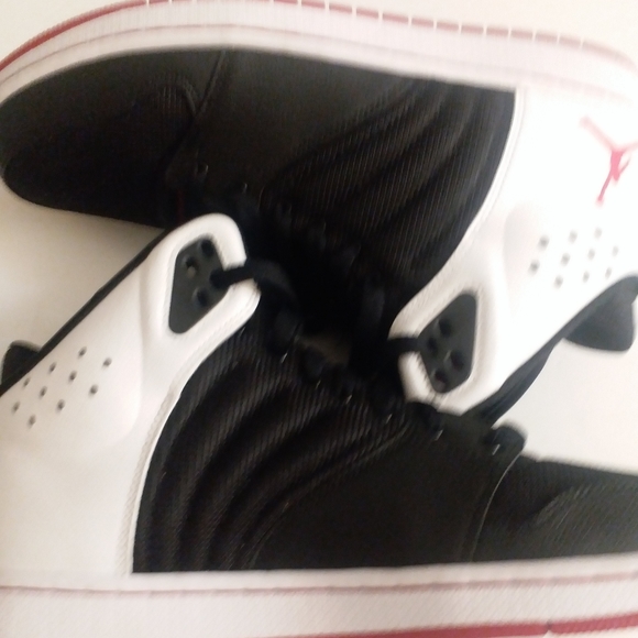 Jordan shoes - Picture 3 of 3